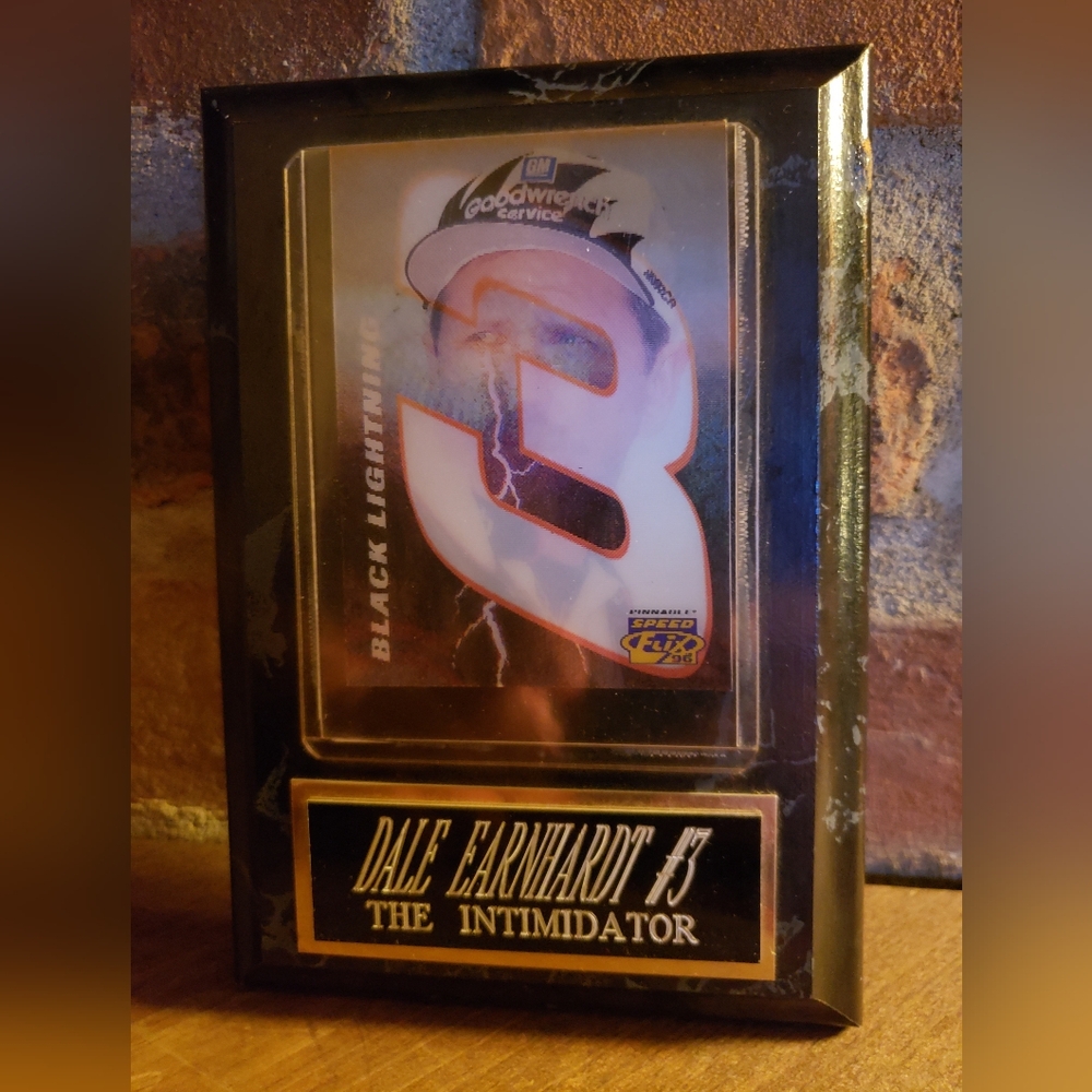 Dale Earnhardt plaque
